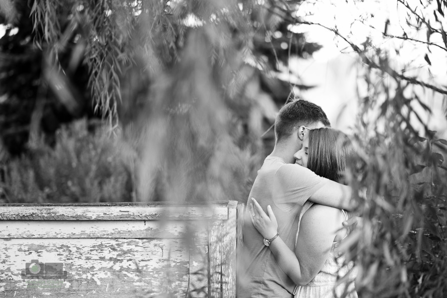 sm J + T | Engaged_1865 bw