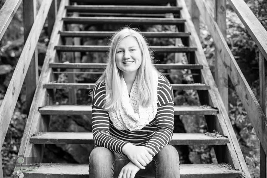 sm Heidi | Class of 2019_4632 bw